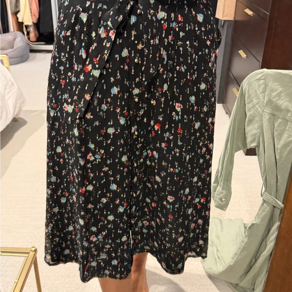Sezane Dresses & Skirts - Sezane black midi skirt w tie waist